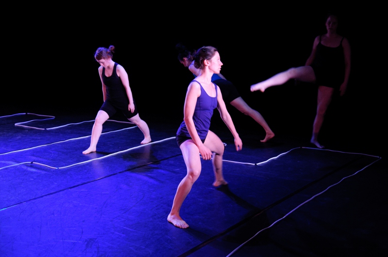 Corps ordinatosaure (2011) - Choregraphie de Josiane Fortin